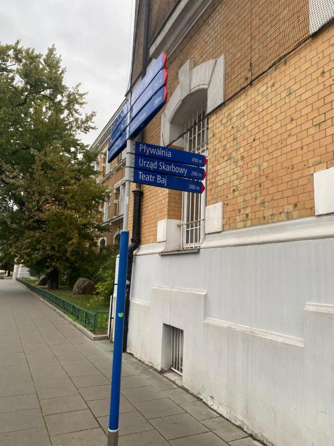 Komfortowy Apartament Na Florianskiej, Park Praski, Dw Wilenski,W Odleglosci Spaceru Od Starego Miasta, Milo Widziec Gosci Ze Zwierzetami Warsaw Luaran gambar