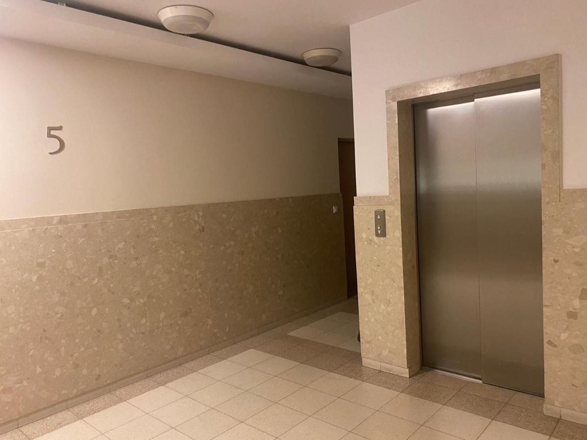 Komfortowy Apartament Na Florianskiej, Park Praski, Dw Wilenski,W Odleglosci Spaceru Od Starego Miasta, Milo Widziec Gosci Ze Zwierzetami Warsaw Luaran gambar